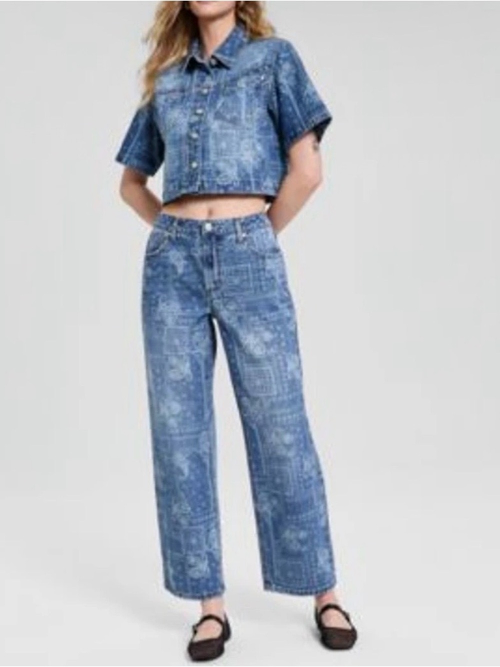 And Now This Women’s Bandana Cropped Denim Shirt High Rise Bandana Print Jeans S